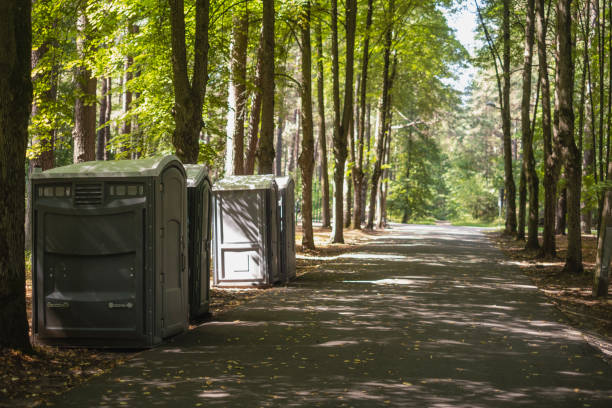 Best Luxury portable toilet rental  in Hill City, KS